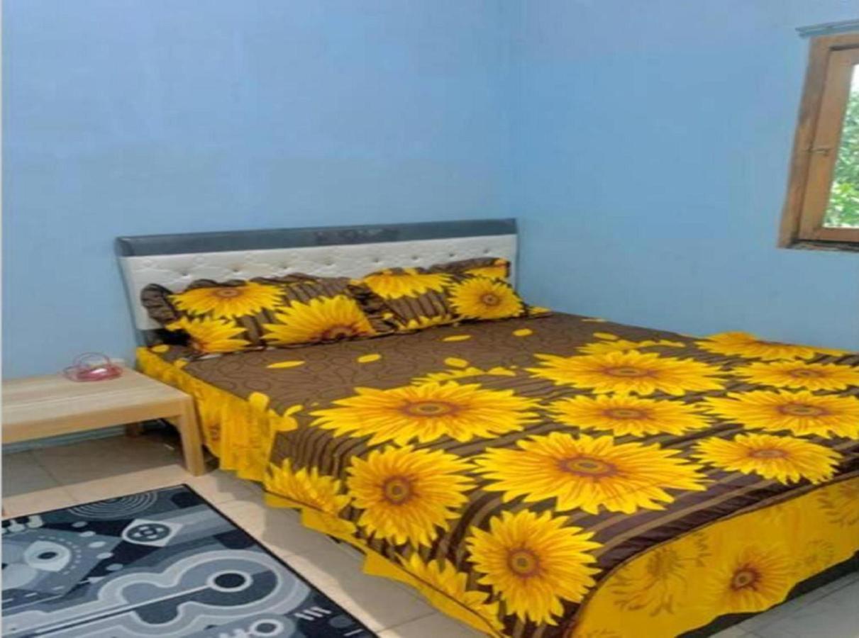 Express O 91370 Rumah Pemandangan Semeru Asli Lumajang 외부 사진